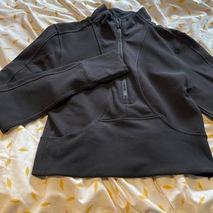 lululemon take it in stride 1/2 zip 8